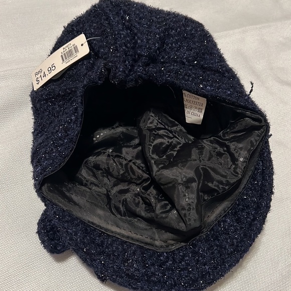 Shiny Hat - Picture 3 of 5